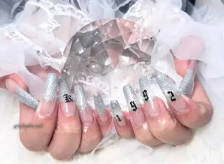 ネイル private salon le'a所属・le'a スタッフのネイルデザイン