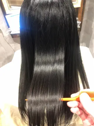 ロング イヤリングカラー Ai 浅草橋店のヘアスタイル