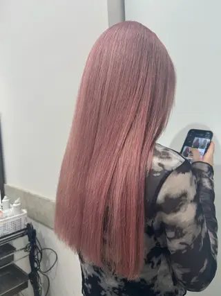 ロング カラー ピンク/ベージュ /似合わせ/田島百華のヘアスタイル