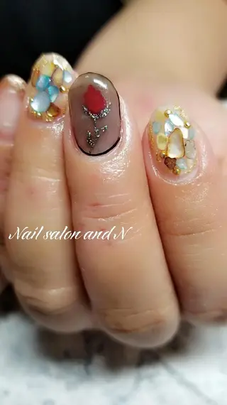 ネイル and Nのネイルデザイン
