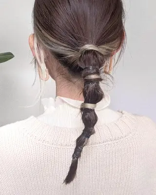 セミロング カラー ヘアアレンジ 南堀江 möwen ( メーヴェ )所属・mowen RUIのヘアスタイル