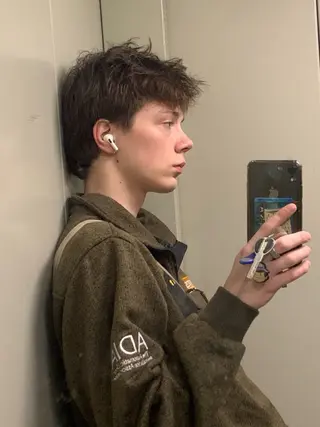 ショート メンズ 吉田一輝 外国人パーマのヘアスタイル