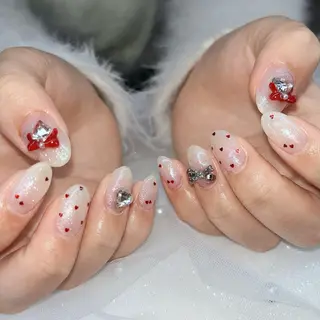 ネイル VIERU YURIのネイルデザイン