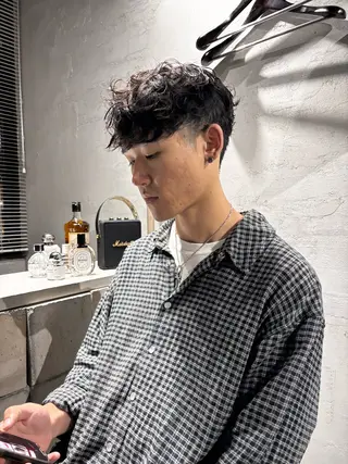 ショート garage.所属・吉田 慎冴/メンズパーマのヘアスタイル