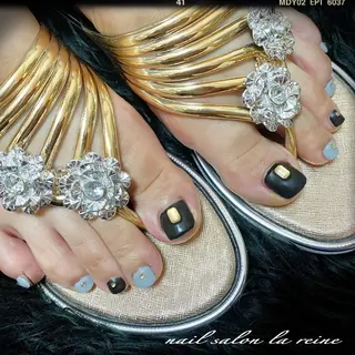 ネイル nail salon  la reine所属・nail salon la reineのネイルデザイン