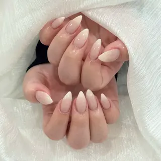 ネイル 深井 聖羅のネイルデザイン