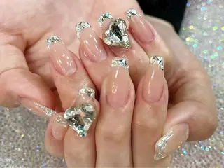 ネイル nailsalon Mirrorのネイルデザイン
