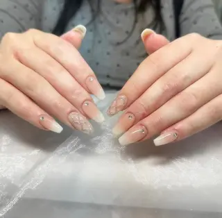 ネイル Hin Nail Osaka所属・Hin Nailsのネイルデザイン