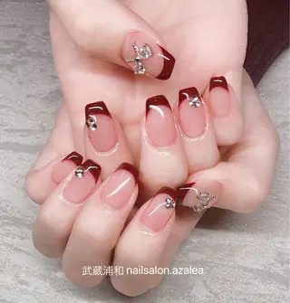 ネイル R inのネイルデザイン