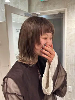 カラー 小野 明日香のヘアスタイル