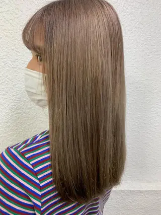 セミロング 🧨ブリーチー×ボブ レイヤー💎じゅえるのヘアスタイル