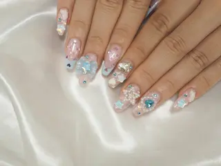 ネイル 魚谷 日菜のネイルデザイン