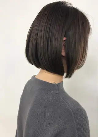 ショート カラー 二宮 早智子のヘアスタイル