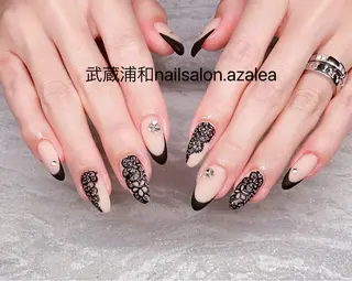 ネイル R inのネイルデザイン