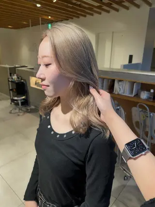 セミロング 杉本 沙羅のヘアスタイル