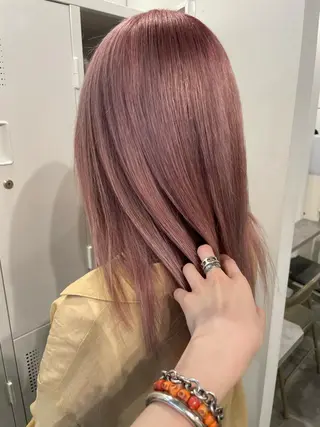 セミロング カラー 💘MICOTO藤沢 髪質改善ブリーチ💘のヘアスタイル