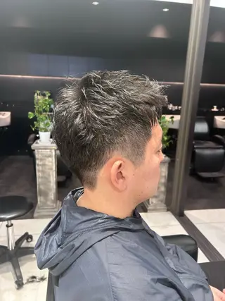 ショート メンズ 透明感カラー 板橋　島村美咲のヘアスタイル