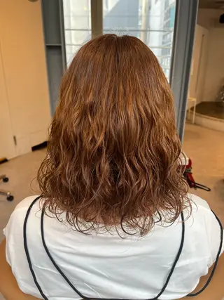ミディアム パーマ うしだ かおるのヘアスタイル