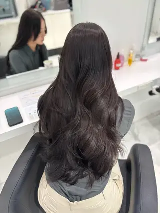 ロング カラー ブリーチなし透明感 ×縮毛矯正🤍ユウのヘアスタイル