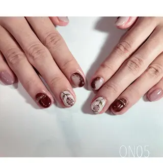 ネイル 園 寛子 （ネイリスト）のネイルデザイン