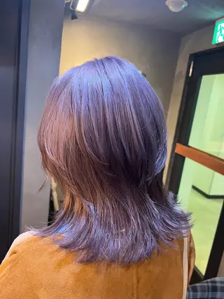 セミロング カラー Eleanor spa&treatment 札幌店内にあるシェアサロン【WHITE】所属・シルクハイトーン / 髪質改善🦋MIKUのヘアスタイル
