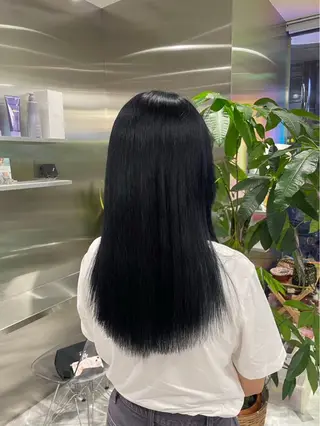 セミロング カラー sawaka🪽うる 艶カラー/レイヤーのヘアスタイル