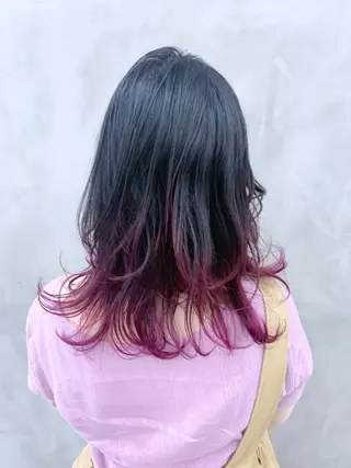 カラー pole/apartment所属・💓パーマ，💗 レイヤーカットのヘアスタイル