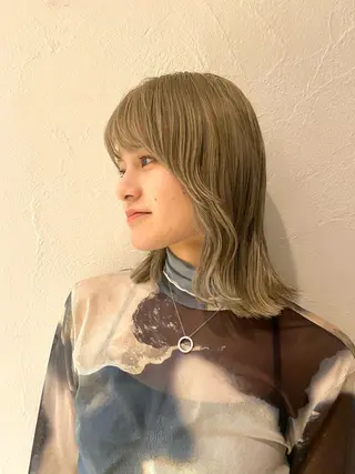 ミディアム カラー ゆうこ 🩷🩶のヘアスタイル