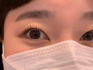 マツエク・マツパ 山嵜 かなのヘアスタイル