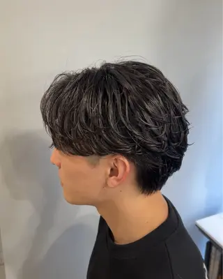 カラー パーマ メンズ RACCOON.TOKYO 渋谷店所属・メンズカット🐺 パーマ特化🔥舜のヘアスタイル