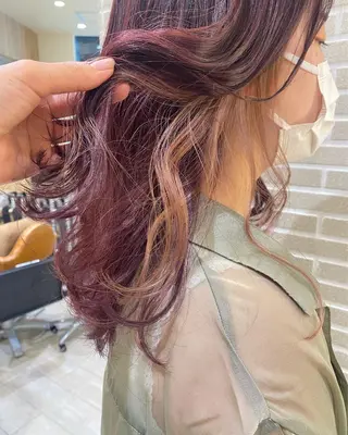 ロング カラー 植田 菜月のヘアスタイル