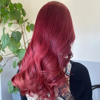 ロング ノエ/ インナーカラー/高岳のヘアスタイル