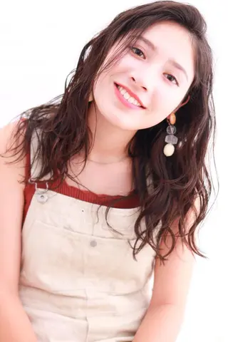 ロング カラー パーマ 齋藤 咲のヘアスタイル