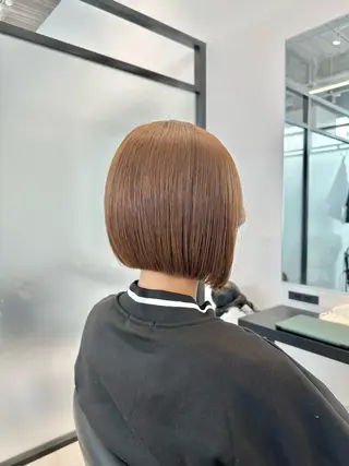 ショート SALOWIN心斎橋Suite店所属・洗っても取れない 髪質改善|OJIROのヘアスタイル