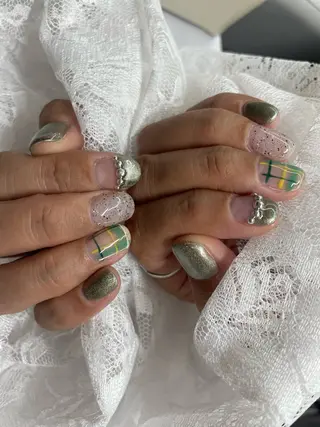 ネイル AYA Reginaのネイルデザイン