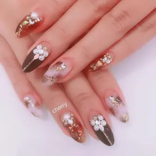 ネイル SAKURA 🍒のネイルデザイン