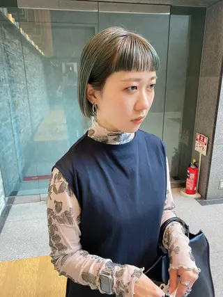 ショート カラー パーマ ヘアアレンジ 髪と音処　マトぺ所属・デザインカラー/ボブ ブリーチカラー/ユリのヘアスタイル