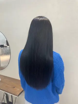 カラー YUE(ユエ)☁️ アユナのヘアスタイル