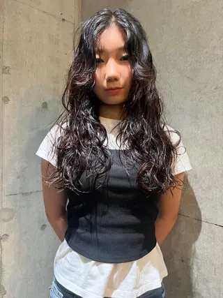 ロング パーマ ハイトーン/顔まわり レイヤー/YUKAのヘアスタイル