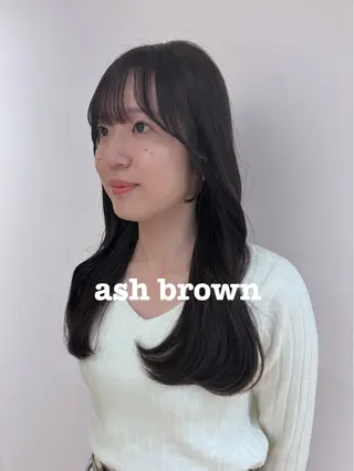 ロング サイトウ アカネのヘアスタイル