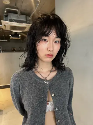 ミディアム 石原 実のヘアスタイル