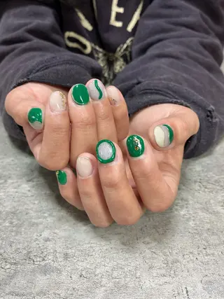 ネイル shiki_nail 🪐のネイルデザイン