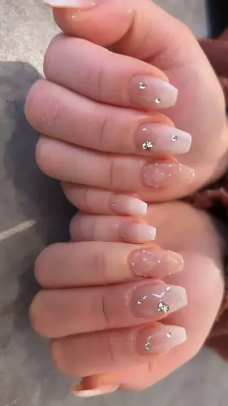 ネイル Mignon所属・Mignon 、のネイルデザイン