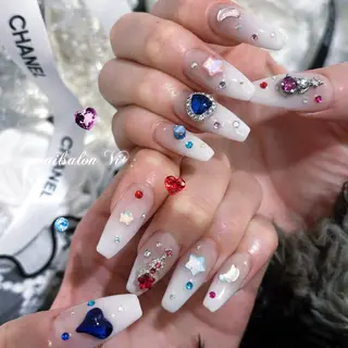 ネイル 𝒦𝐸𝐼𝒩𝒜 錦糸町ネイルのネイルデザイン