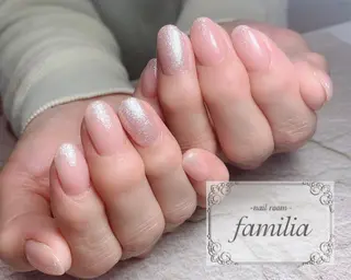 ネイル -nailroom- familiaのネイルデザイン