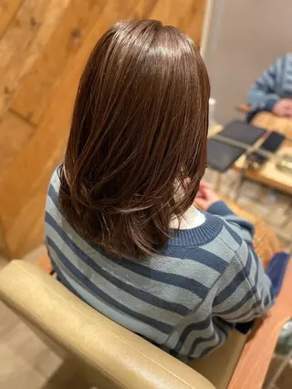 ミディアム レイヤーカット✨ 艶髪藤野のヘアスタイル