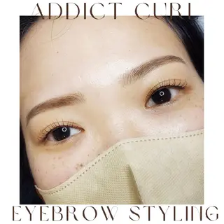 マツエク・マツパ アイブロウ U_la所属・U_la [ウーラ] 片岡の眉毛・アイブロウイメージ