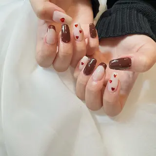 ネイル Aulu'bネイル ボディージュエリーのネイルデザイン