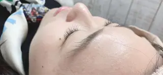 キッズ ネイル マツエク・マツパ 指名支持率NO.1 スタイリストのヘアスタイル