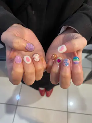 ネイル ∴Sanae. ∴ トータルビューティーのマツエク・マツパデザイン